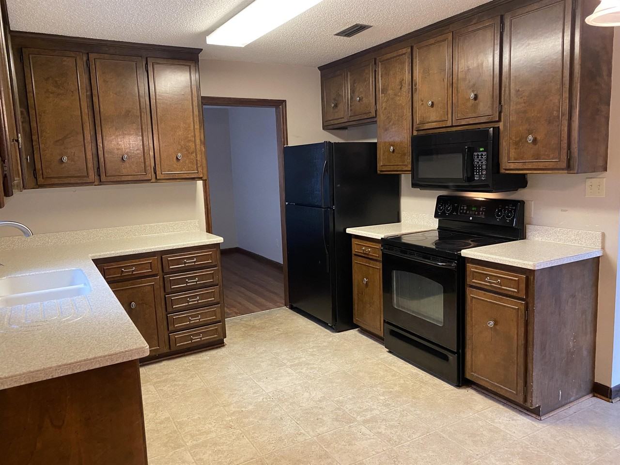 2017 Bradley Ave #1 - Photo 3 of 25