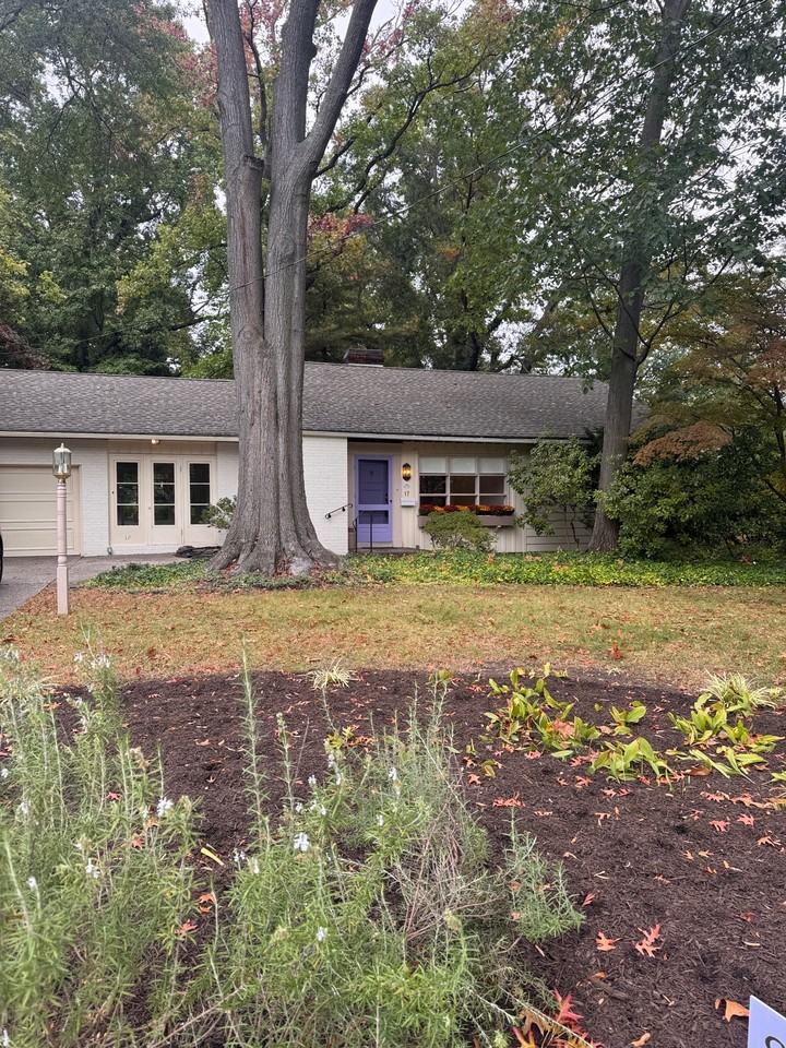 17 Lockland Ave #1 - Photo 2 of 2