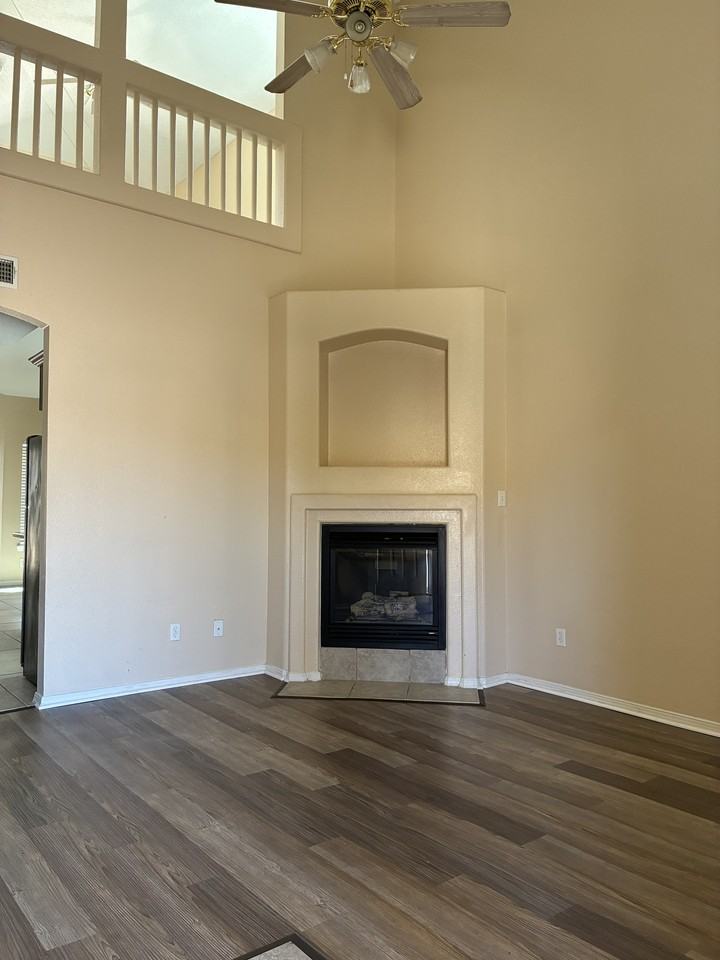 3718 Prairie Rose St #1 - Photo 3 of 26