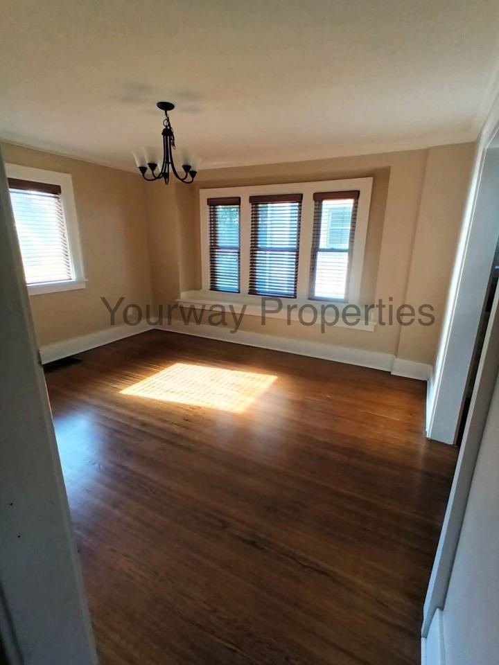 175 Winbourne Rd #1 - Photo 7 of 29