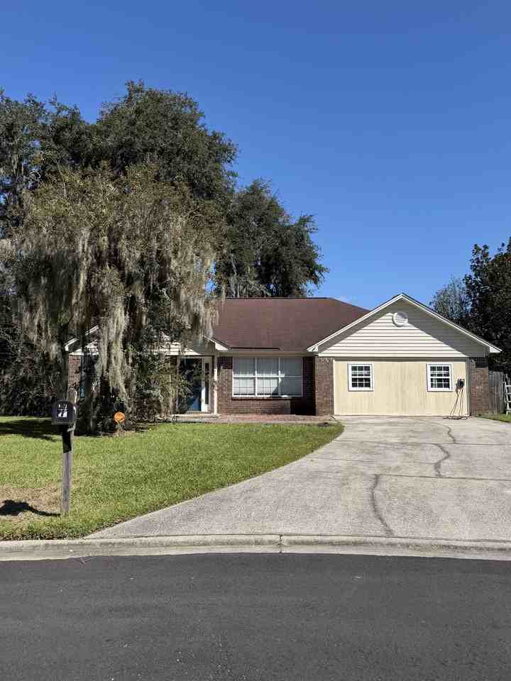 7 Mossy Ct #1 - Photo 2 of 28