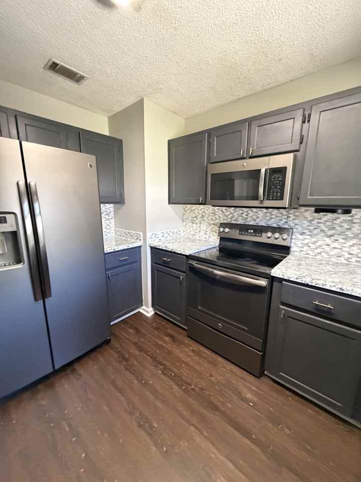 7 Mossy Ct #1 - Photo 6 of 28