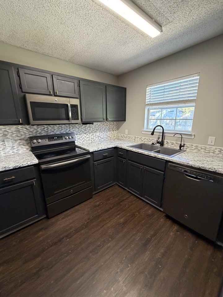 7 Mossy Ct #1 - Photo 7 of 28