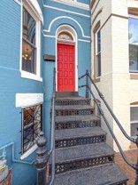 1213 Linden Pl Ne #1 - Photo 1 of 1