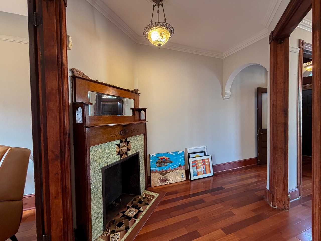 1213 Linden Pl Ne #1 - Photo 7 of 50