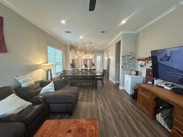 1426 Magnolia Dr #1 - Photo 3 of 27