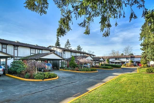 5300 207 St - Photo 2 of 3