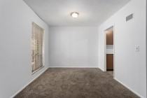 504 W 89th St #504A - Photo 3 of 14