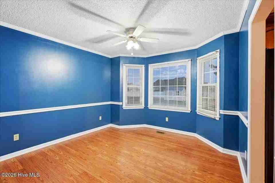 300 Trappers Wood Dr #1 - Photo 4 of 21