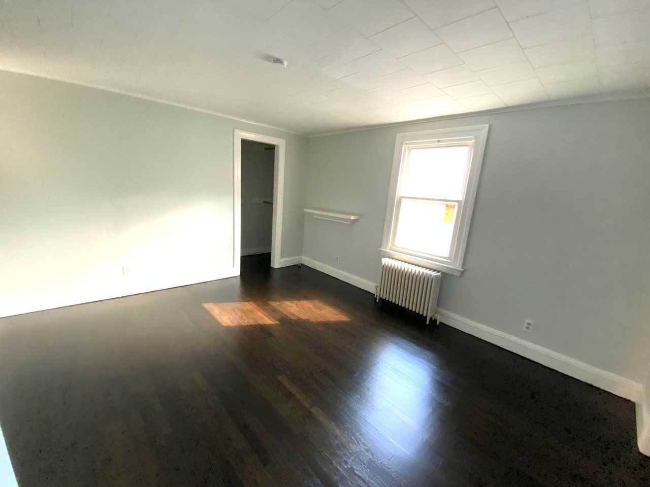 492 Main St #1 - Photo 3 of 4