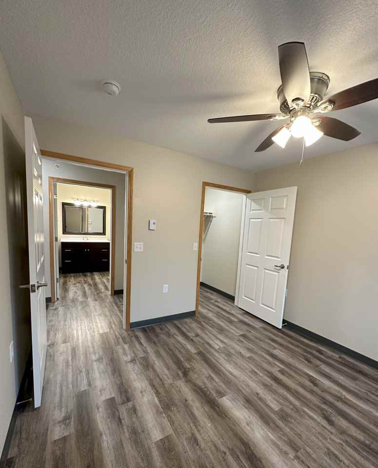 202 3rd Avenue S.E. - 5 #5 - Photo 4 of 12