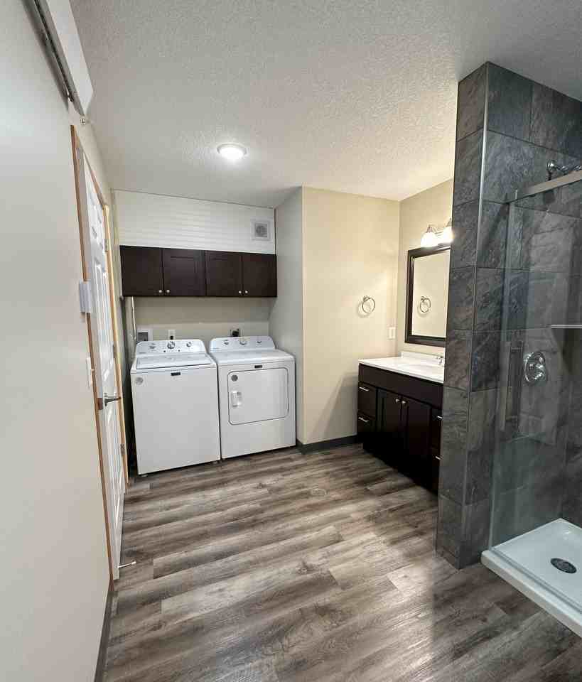 202 3rd Avenue S.E. - 5 #5 - Photo 7 of 12
