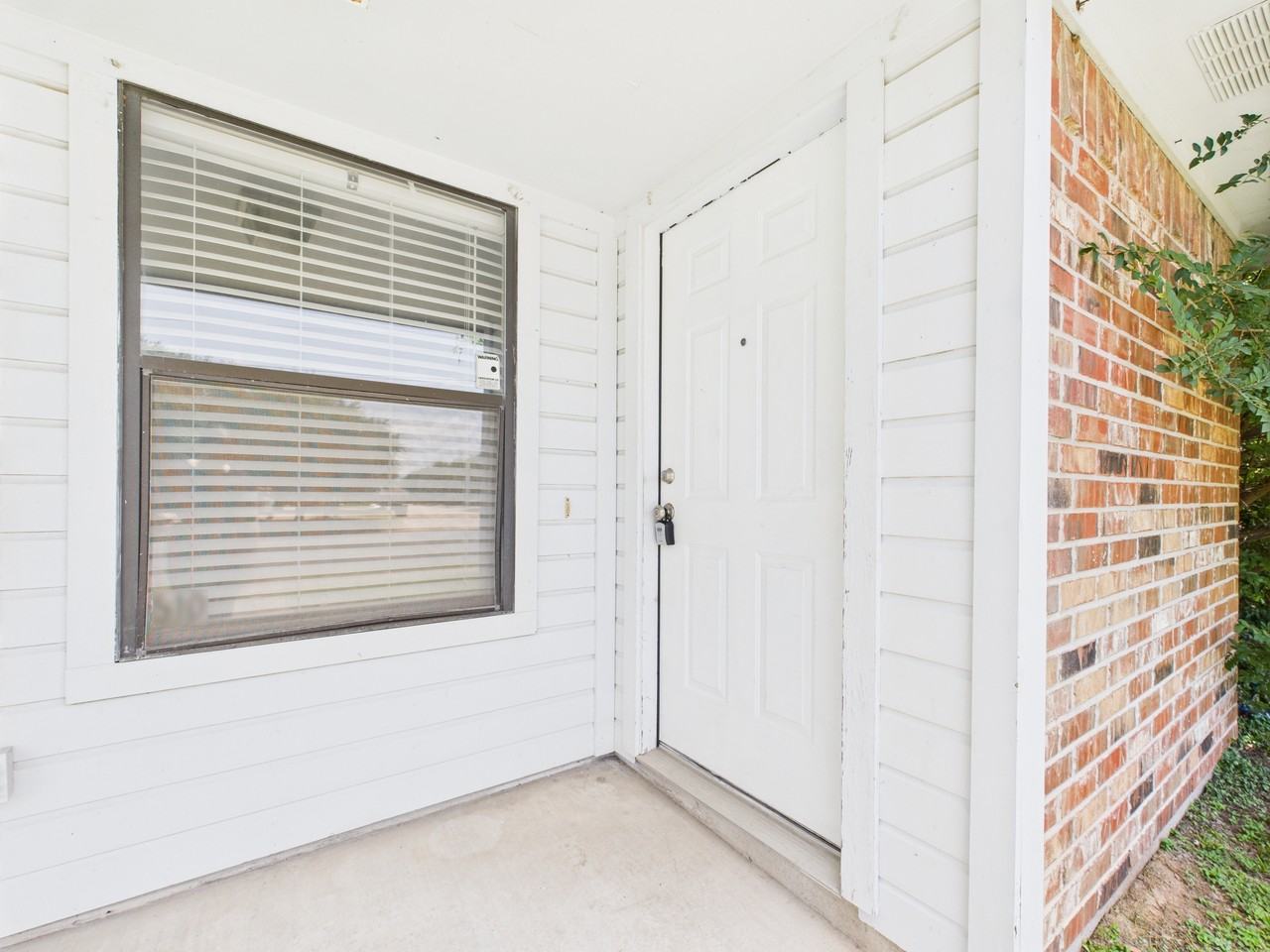 510 Corregidor Dr #1 - Photo 3 of 39