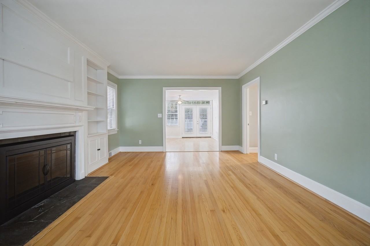 1411 Buckingham Ave #1 - Photo 6 of 32