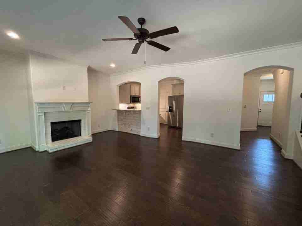 4151 Lennox WayBirmingham, AL35216 - Photo 4 of 23