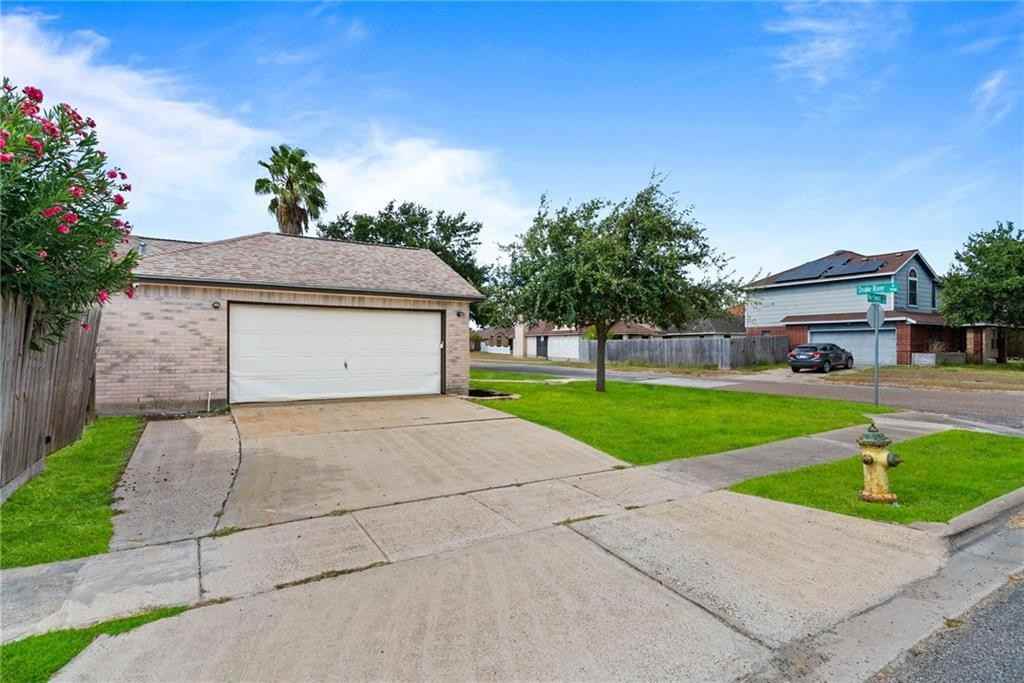 7902 Snake River Dr #1 - Photo 4 of 32