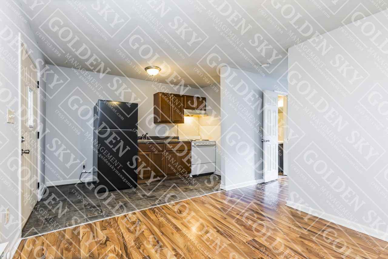 2404 State Street - 3Unit 3 #3 - Photo 3 of 14