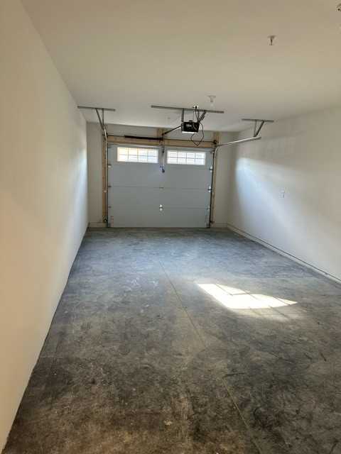 1356 Bayberry Ln #110L - Photo 2 of 11