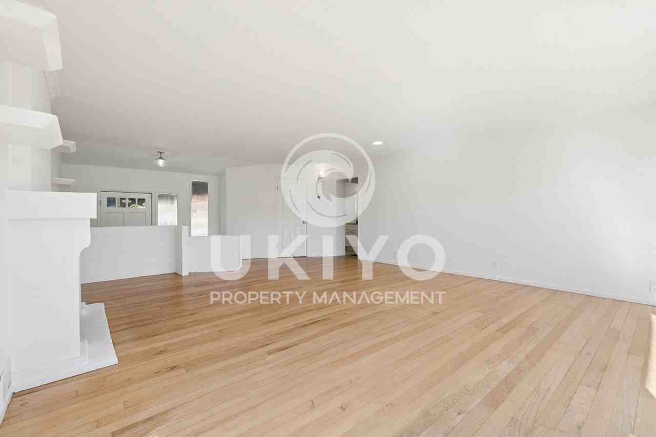 5800 Nottingham Dr #1 - Photo 2 of 50