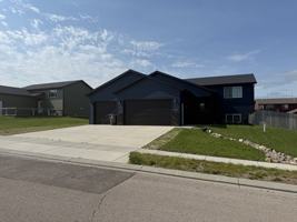 featured image of 1215 Kodiak Dr #1