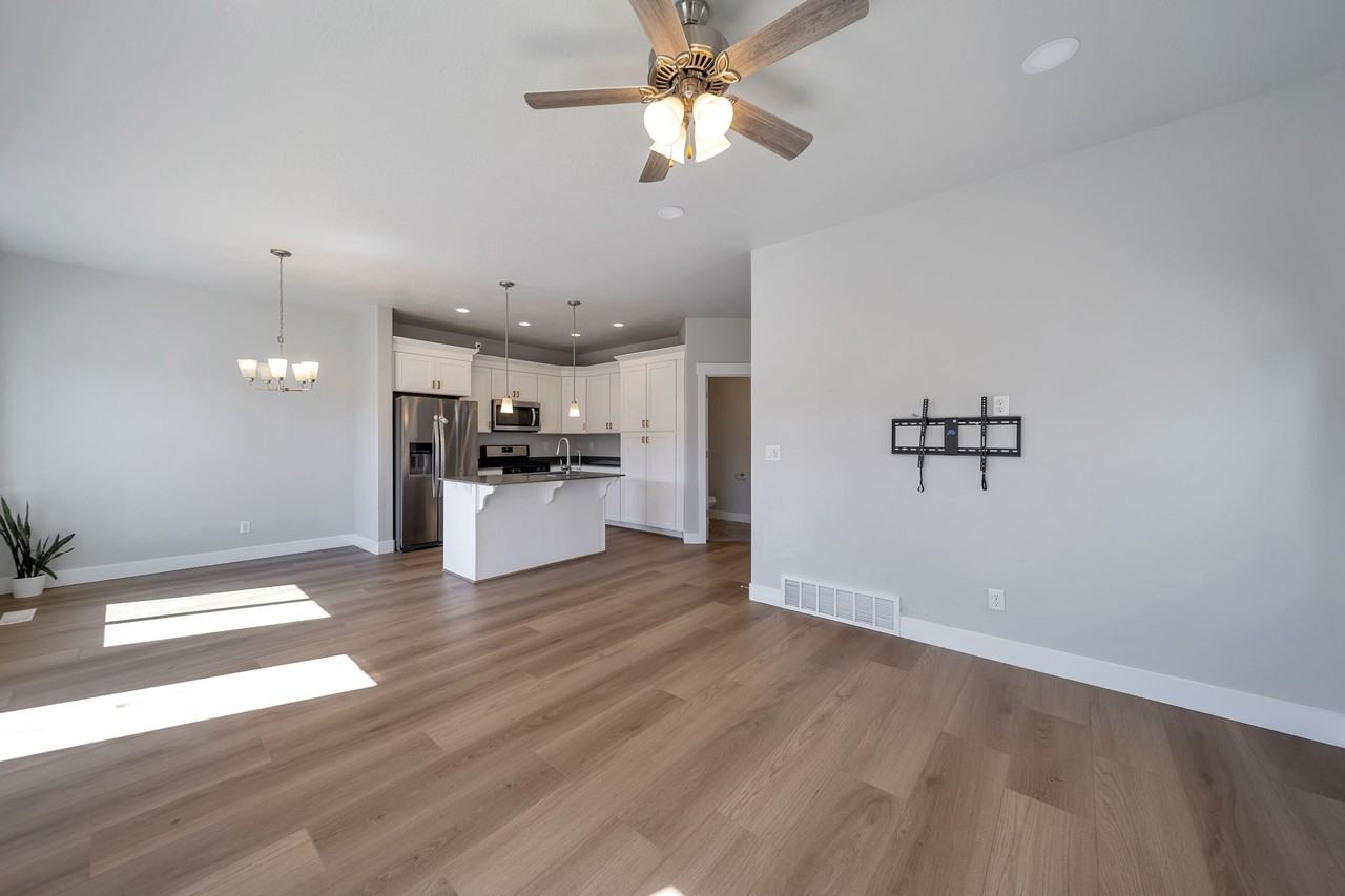 14550 S Quiet Shade Dr #1 - Photo 2 of 19