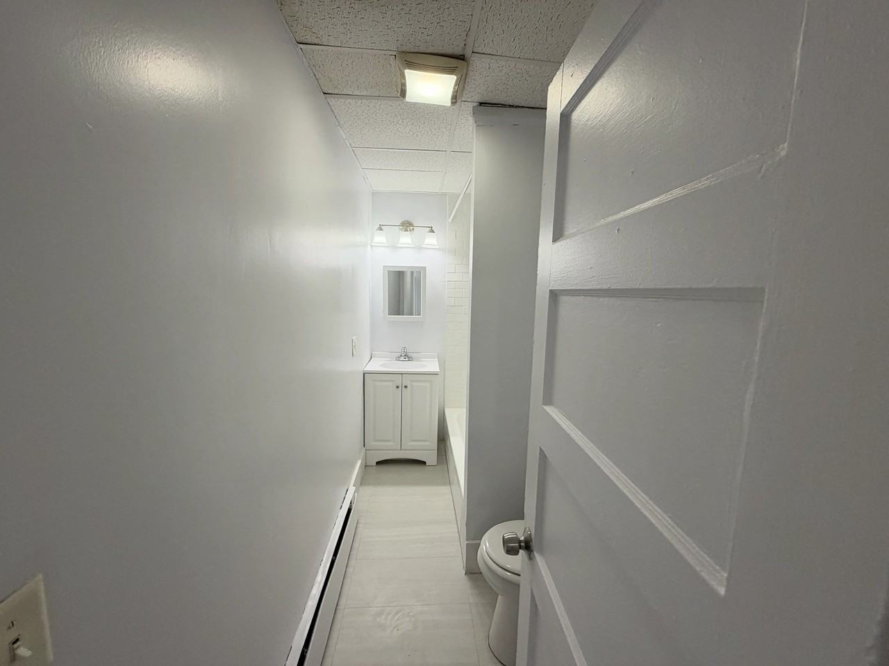 14 Lester Street1R #1R - Photo 7 of 14