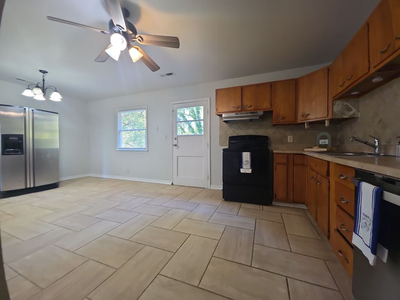3616 Inglewood Dr Nw #1 - Photo 6 of 16