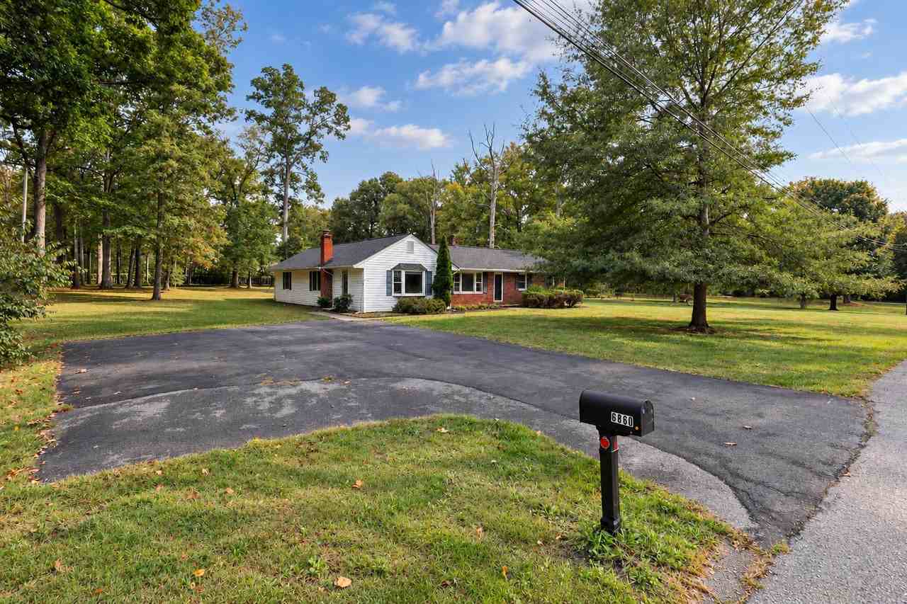 6860 Vernick Ln - Photo 6 of 20