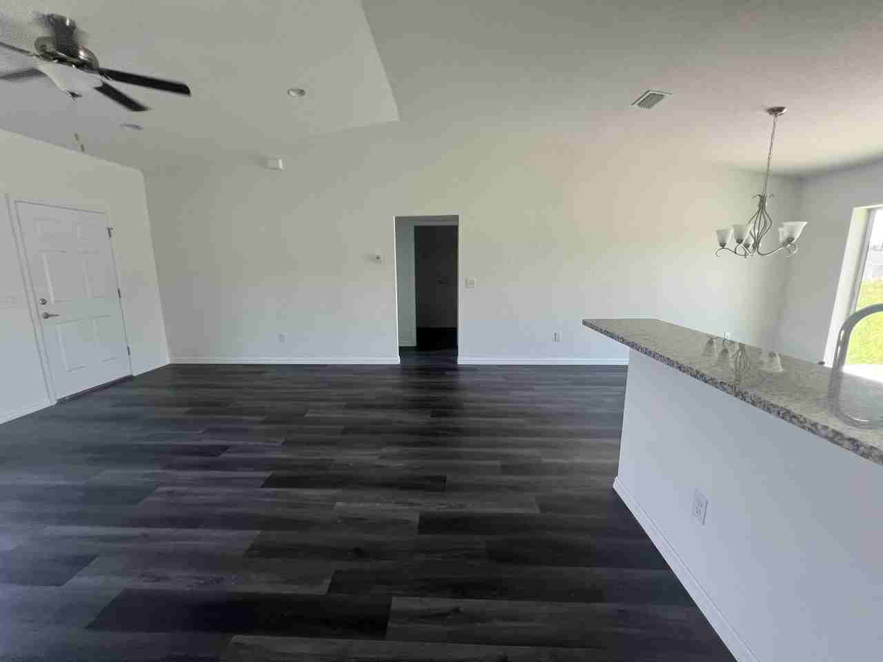 48 Maple Dr #1 - Photo 5 of 24