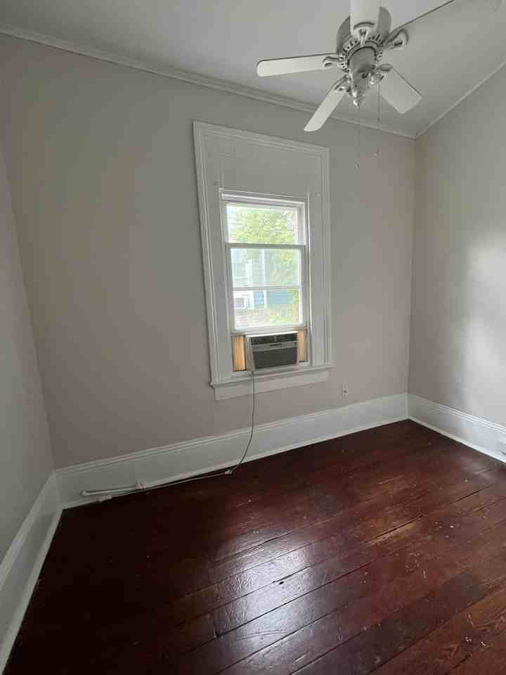 1909 Napoleon Ave #1 - Photo 7 of 11