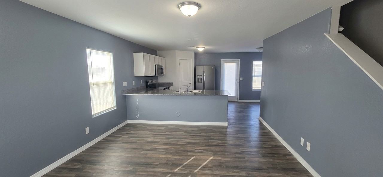 3865 N Ghost Creek Ln #1 - Photo 2 of 32