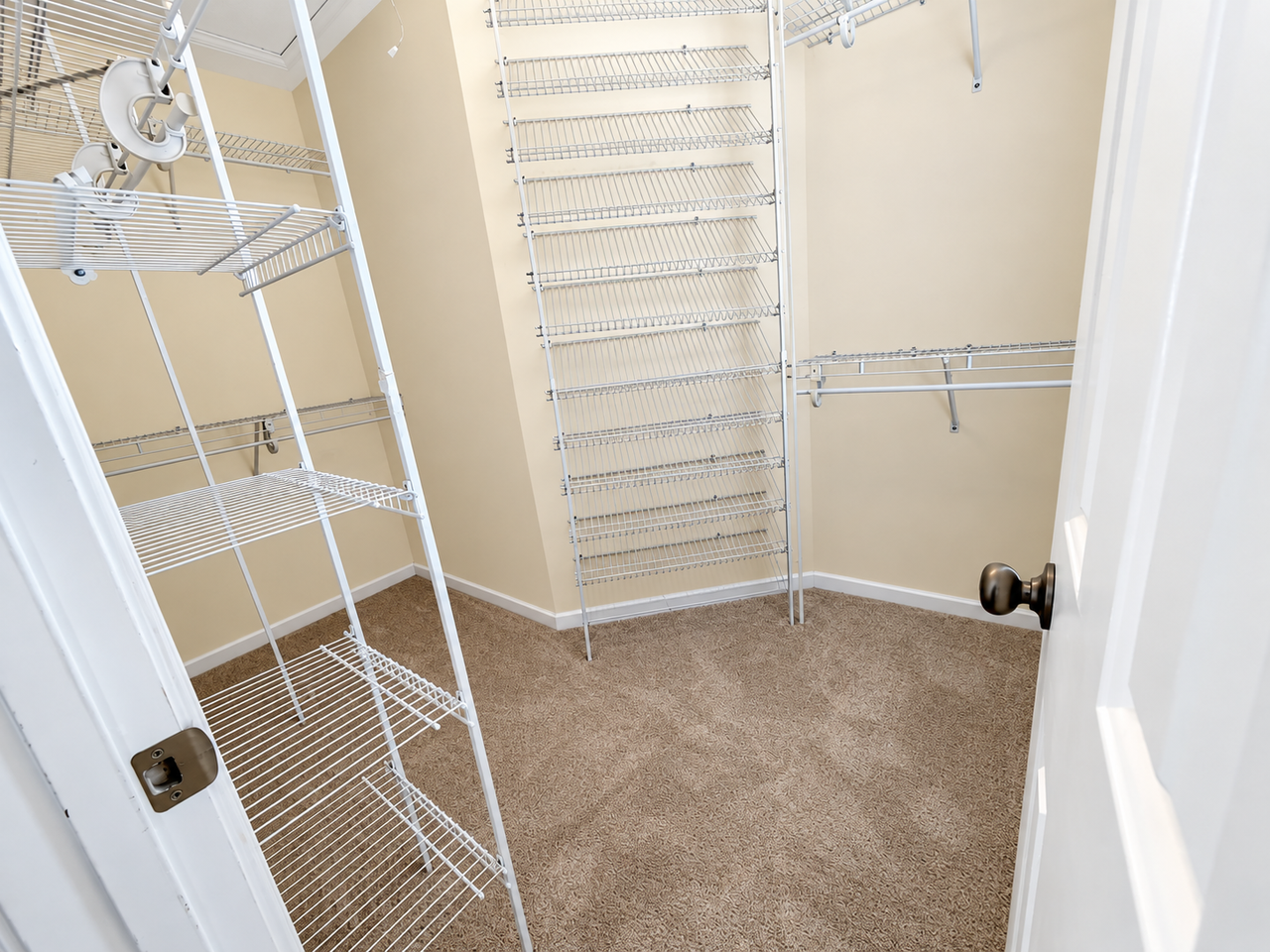 176 Kerry Gibbons Dr #1 - Photo 5 of 33