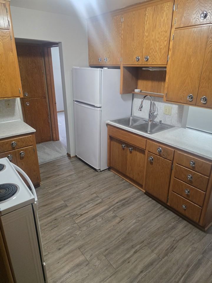 1671 10th Ave #2 - Photo 3 of 10