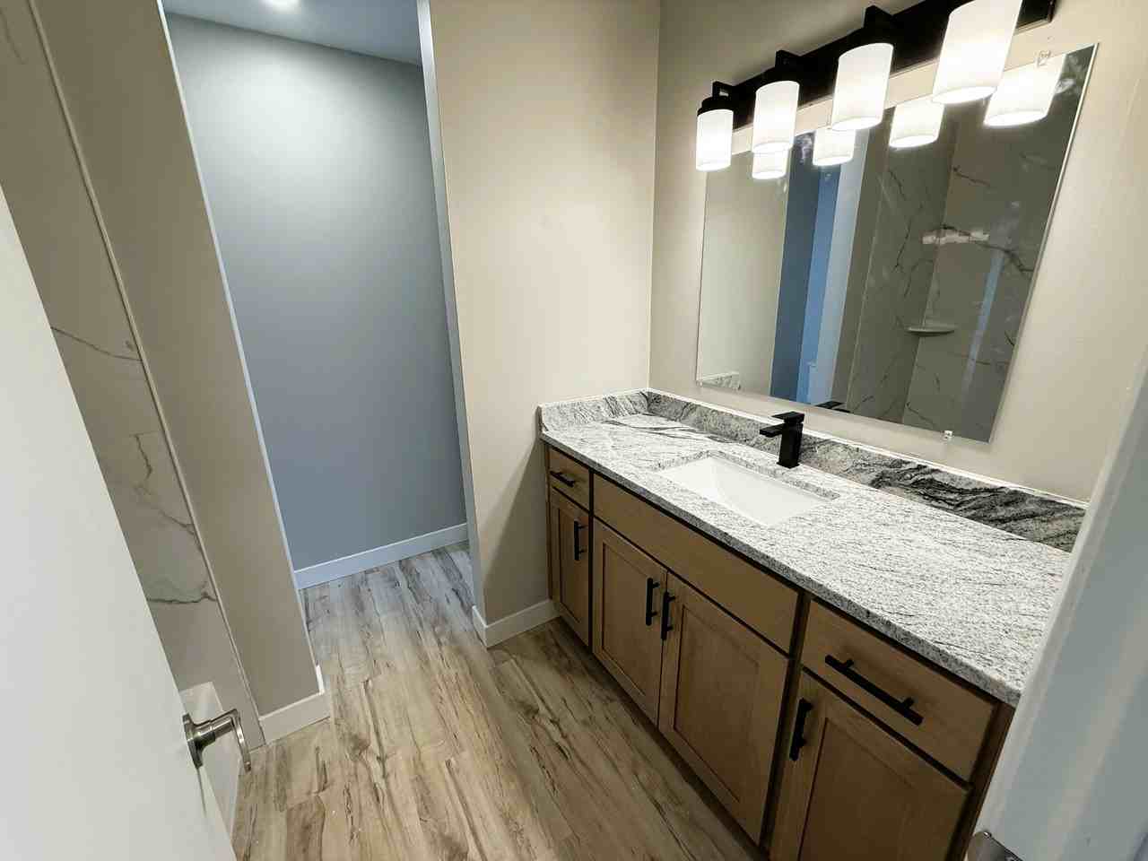 2701 Xylon Ave NUnit 102 #102 - Photo 4 of 15