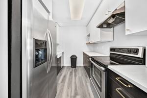 featured image of 170 Grassie Boulevard 3