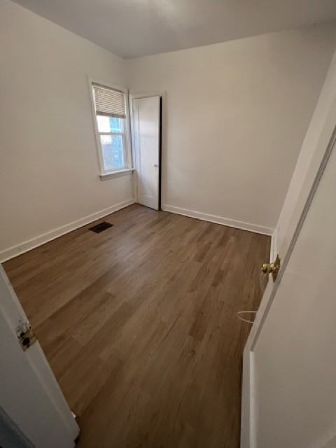 1926 Ottawa St - Photo 5 of 7