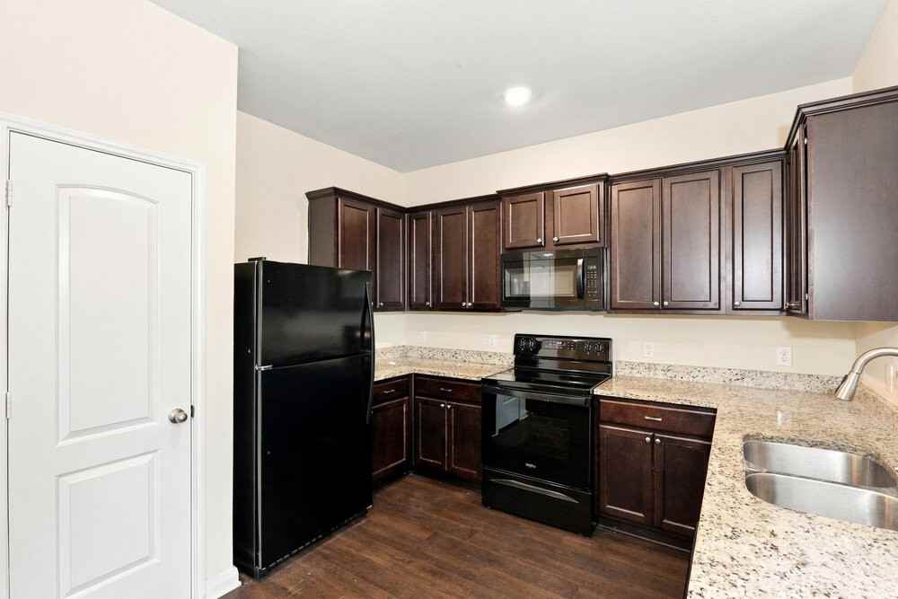 14343 Shady Branch Trl - Photo 7 of 17