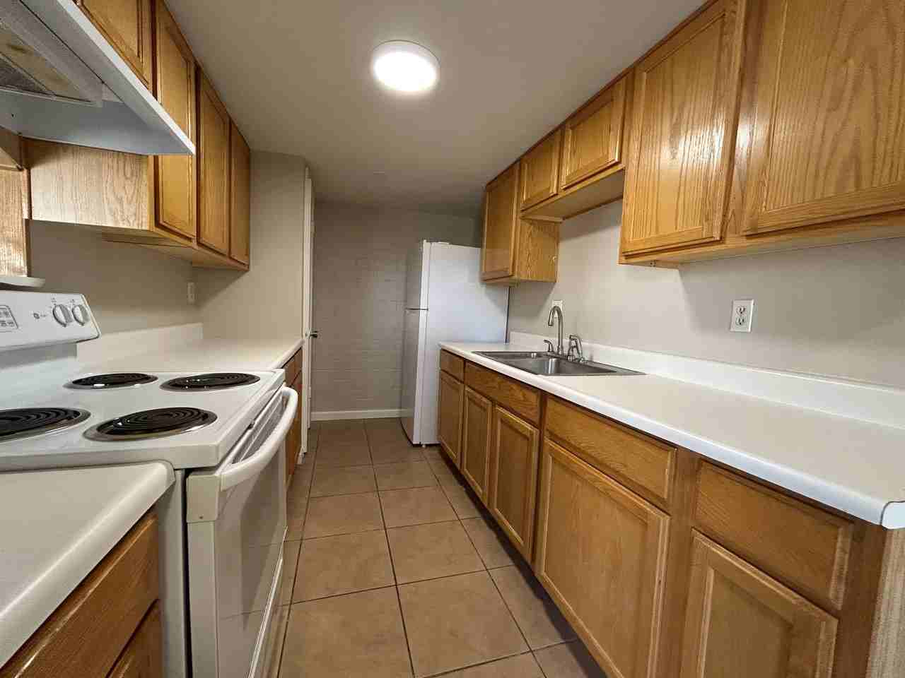 4204 S 47th St - Photo 7 of 14