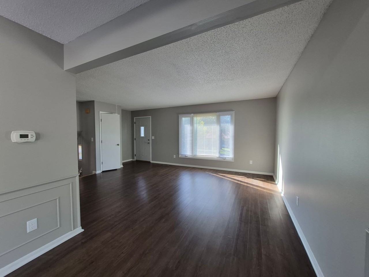2632 Boyd St - Photo 5 of 37
