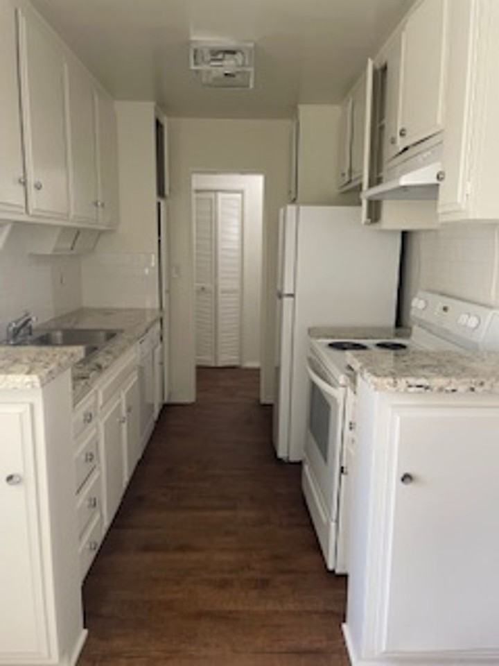 1420 Oakhurst Dr. - Photo 6 of 6