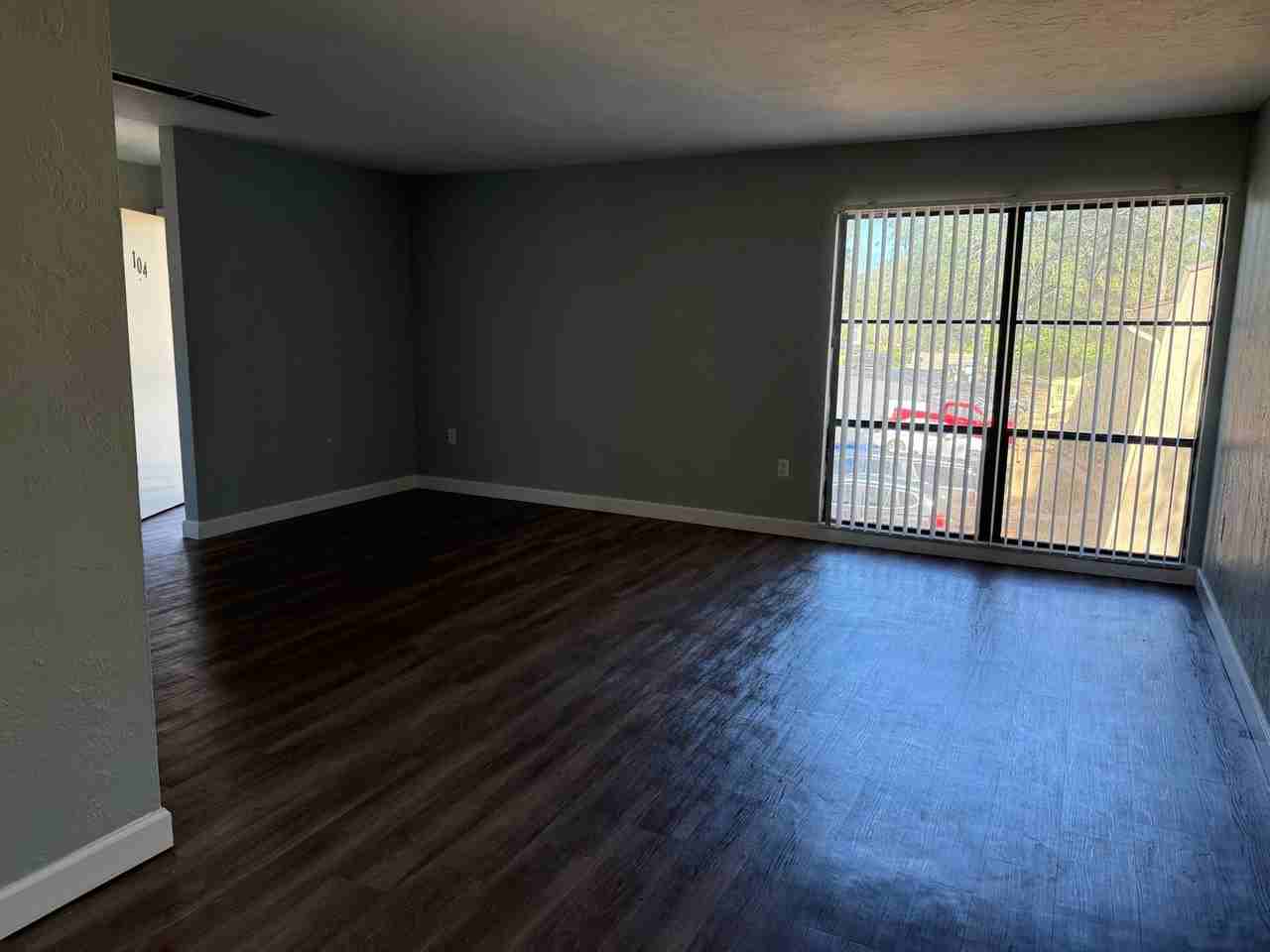 2811 L-104 2811 S.W. Archer Rd. - Photo 4 of 9