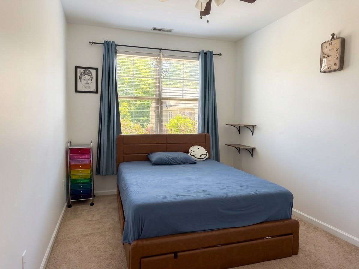 428 Manchester Park Ln - Photo 5 of 13