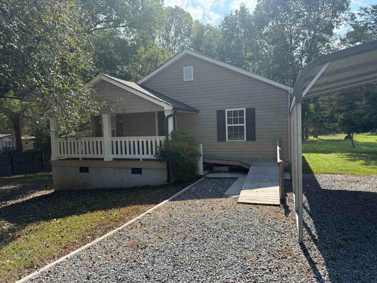 138 Maresca Dr Ne - Photo 3 of 23
