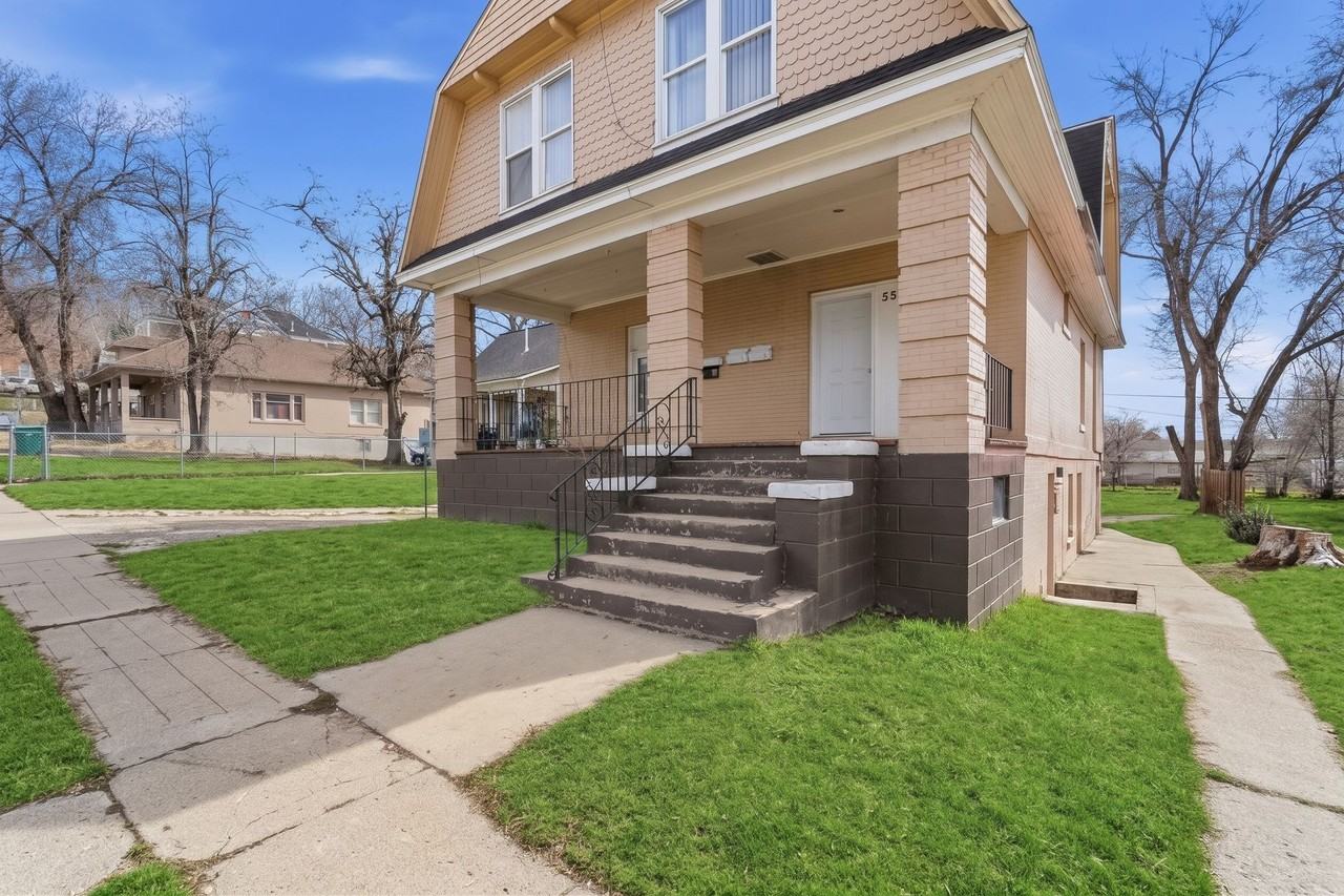 535 27th St. - Photo 3 of 5