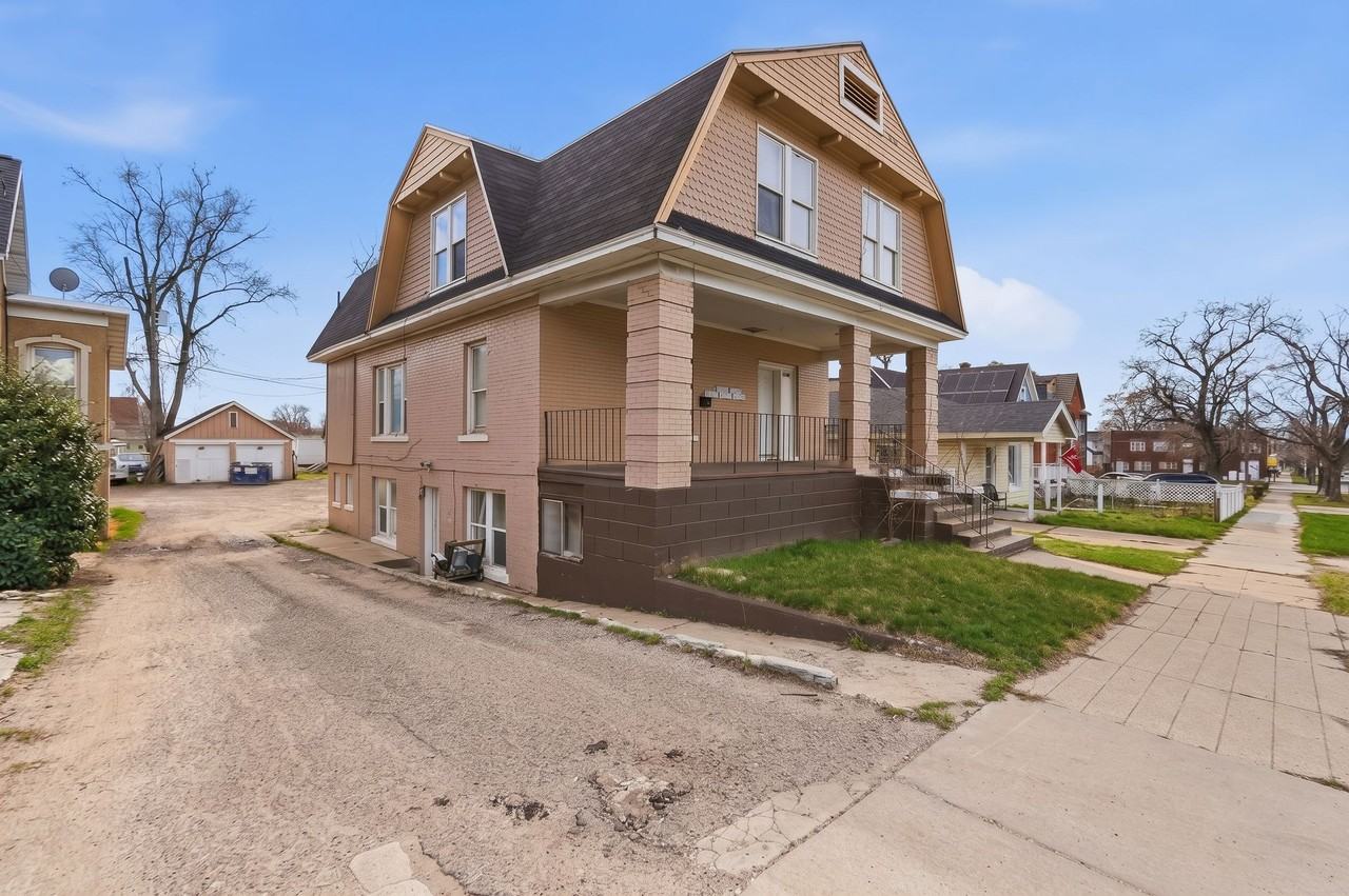 535 27th St. - Photo 5 of 5