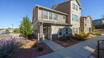 featured image of 6217 Lenexa Grv