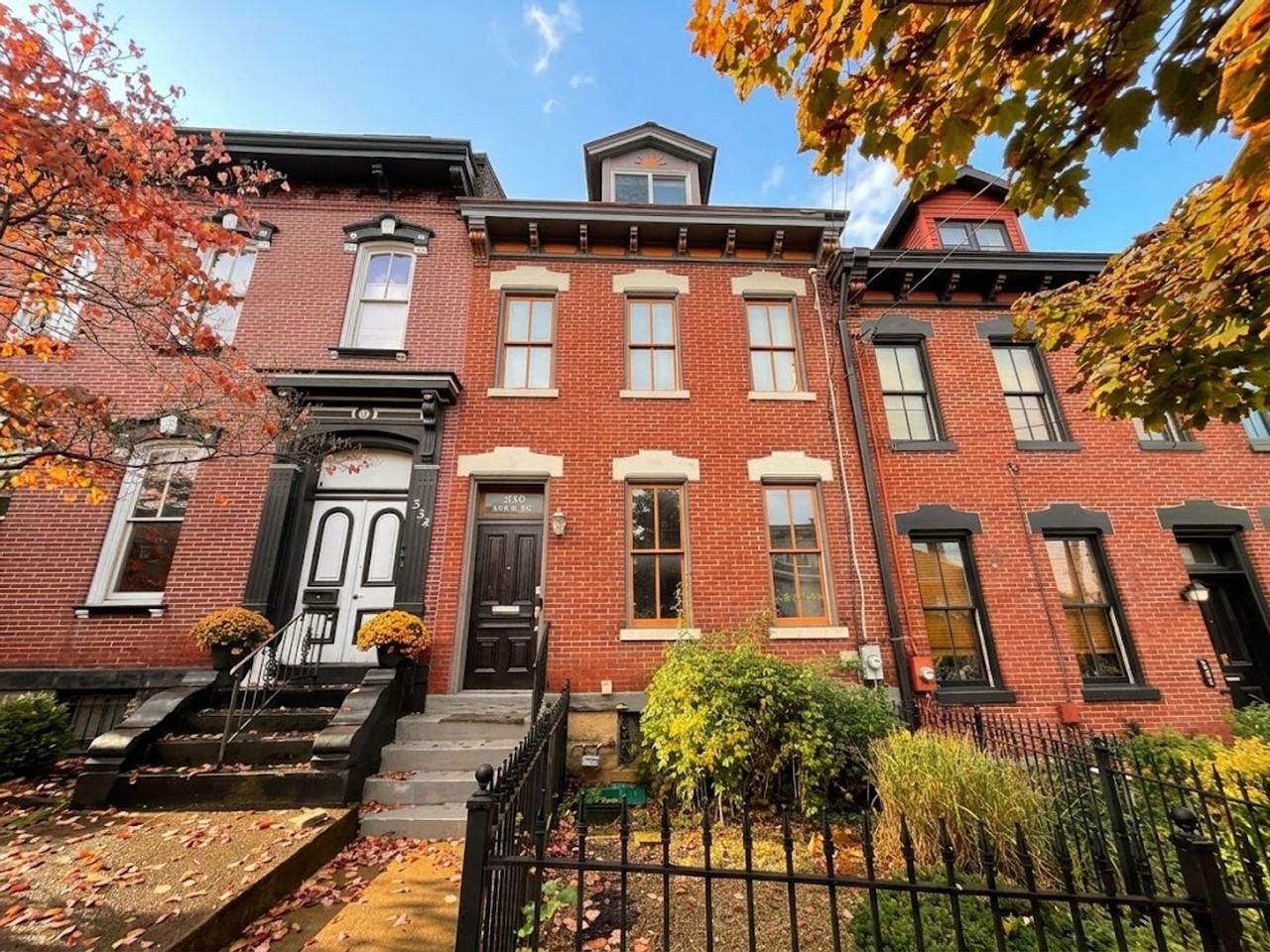 330 Main St