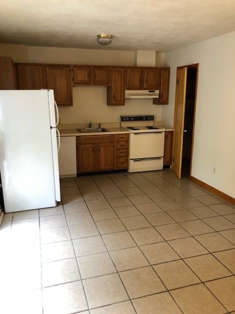 100 E Cherry Ln - Photo 2 of 21