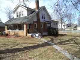 featured image of 227 W Park Ave