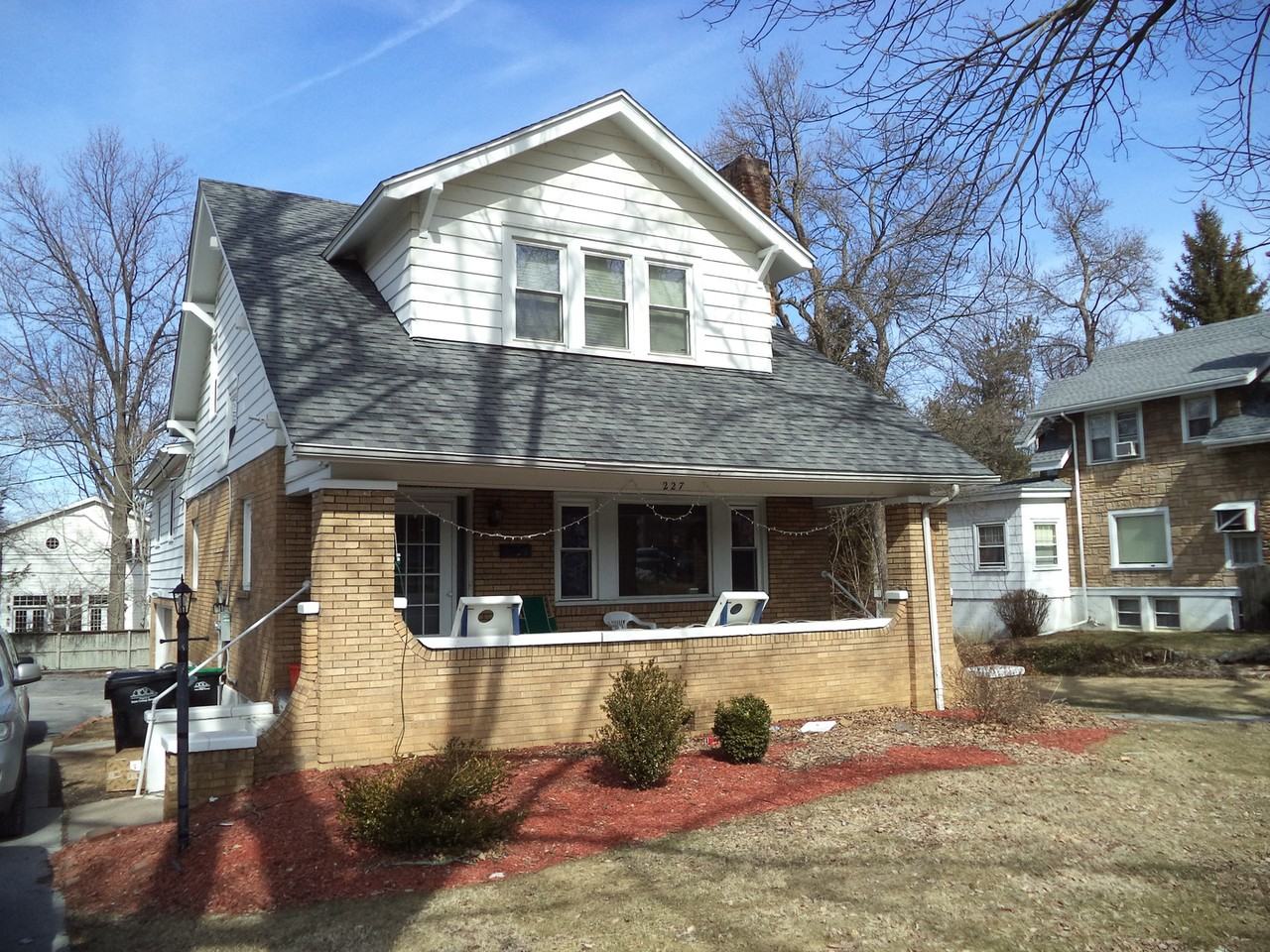227 W Park Ave - Photo 2 of 14